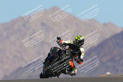 media/Oct-01-2023-SoCal Trackdays (Sun) [[4c570cc352]]/Turn 9 Set 1 (950am)/